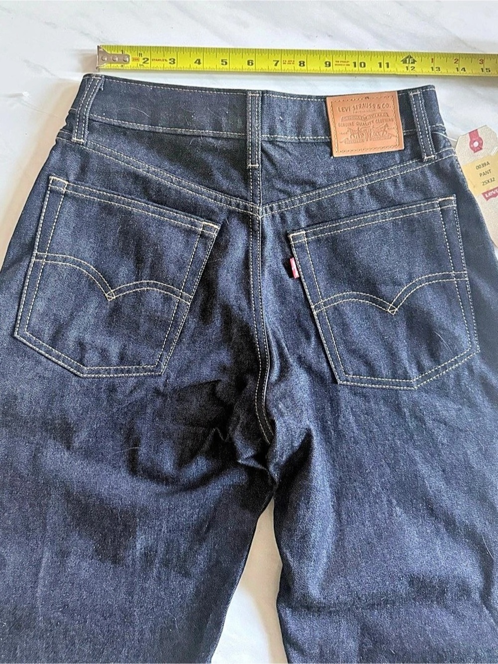 NWT Levi's Baggy Dad Barrel Jeans Blue Waist 25 - Picture 5 of 13